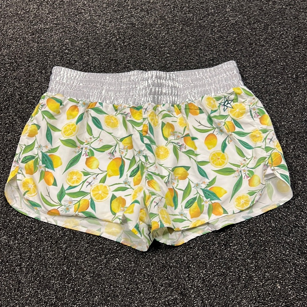 Rebel Lemon shorts adult Medium NEW